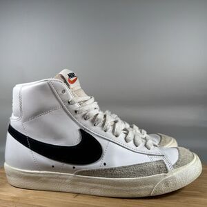 Nike Womens Blazer Mid 77 CZ1055-100‎ White Basketball Shoes Sneakers Size 8